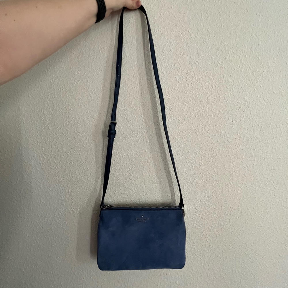 Kate Spade Leila Suede & Leather Triple Gusset Crossbody Bag Blueberry Cobbler - Picture 3 of 4